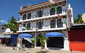 Hotel Casa Vieja Puerto Escondido